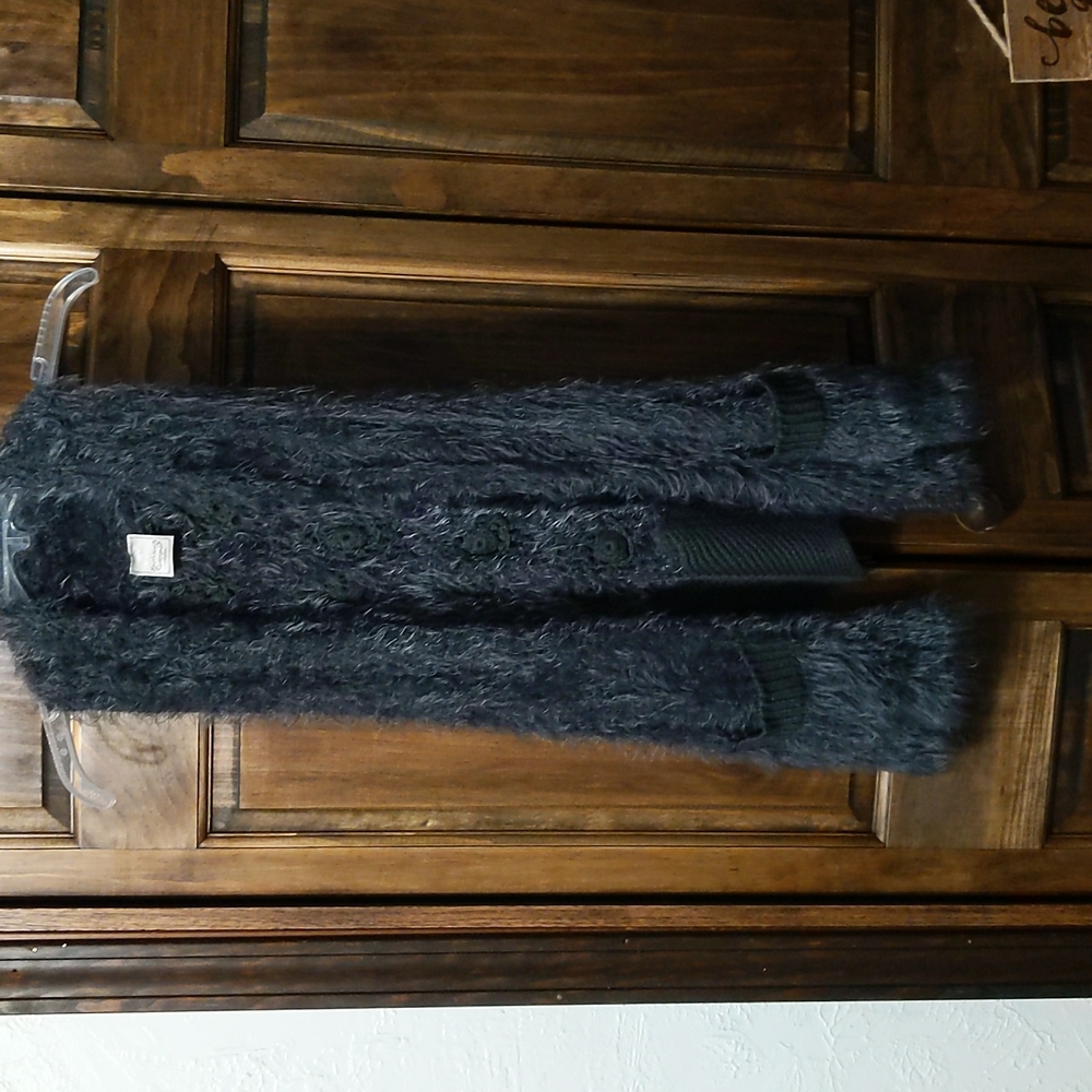Fuzzy open vest